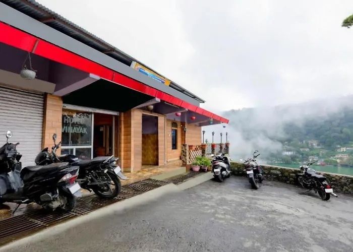Hotel Vinayak Nainital Near Mall Road Lake View Room