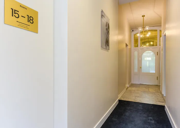 Novallure Villa Margaretha - Short Stay Apartments Rijswijk