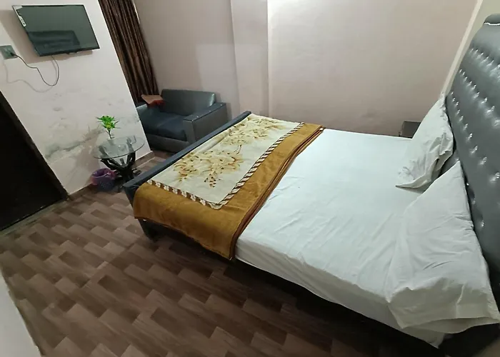 Hotel Lahore City