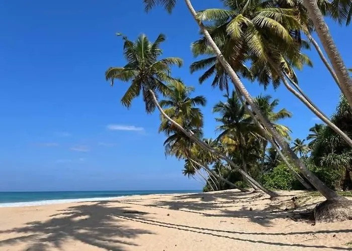 Rainbow Beach Hotel Ambalangoda 