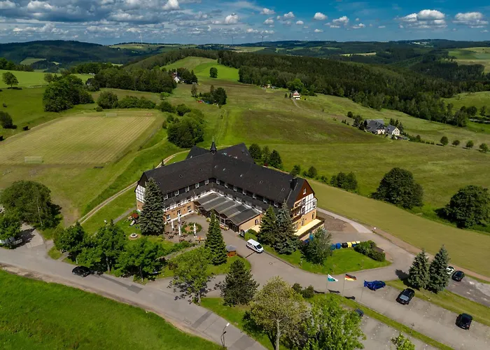 Panorama Berghotel Wettiner Hoehe Seiffen