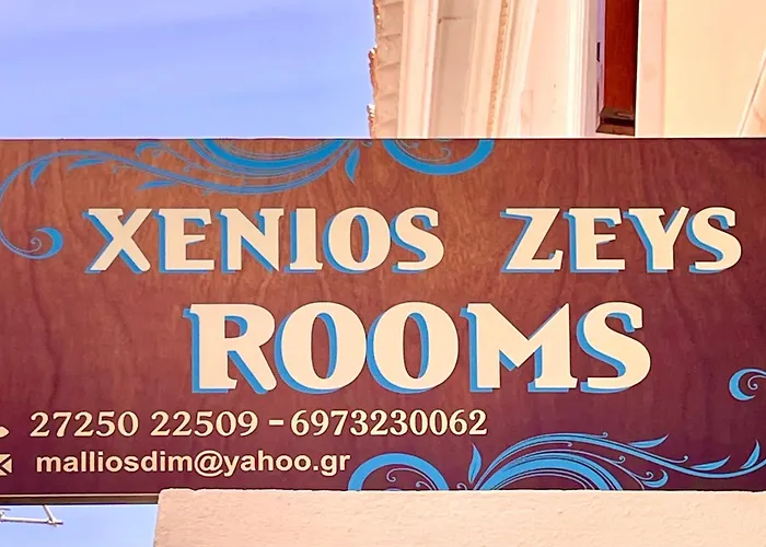 Xenios Zeus Rooms Koroni 