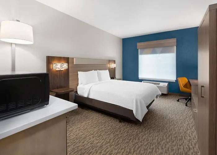 Holiday Inn Express Hotel & Suites Acme-Traverse City By Ihg