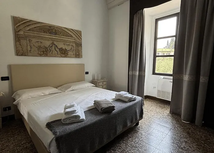 Castello Oldofredi Aparthotel Monte Isola
