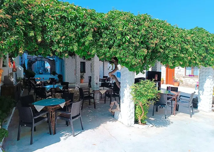 Kalipso Motel Çeşme