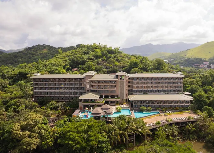 Zuri Resort Corón