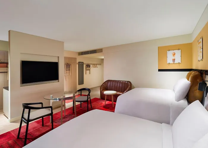 Moxy Seoul Myeongdong Hotel