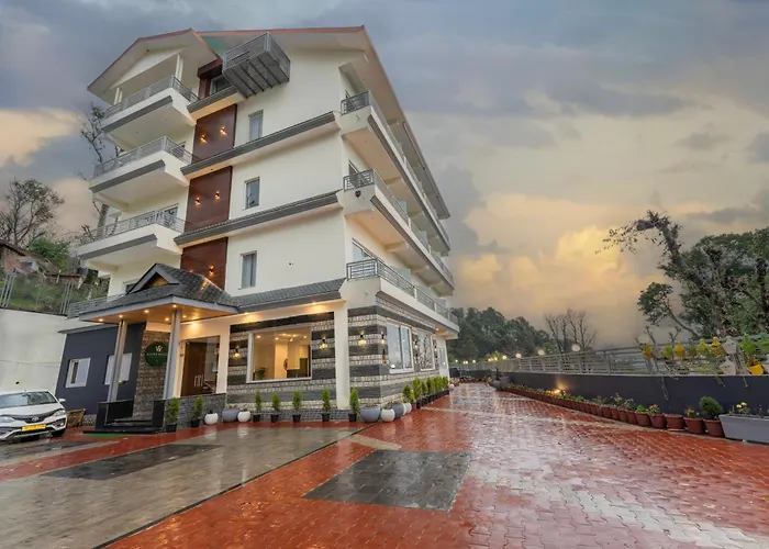 Stone Wood Hotel Dharamshala