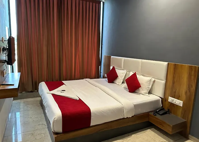 Hotel Dumas Near Airport Surat