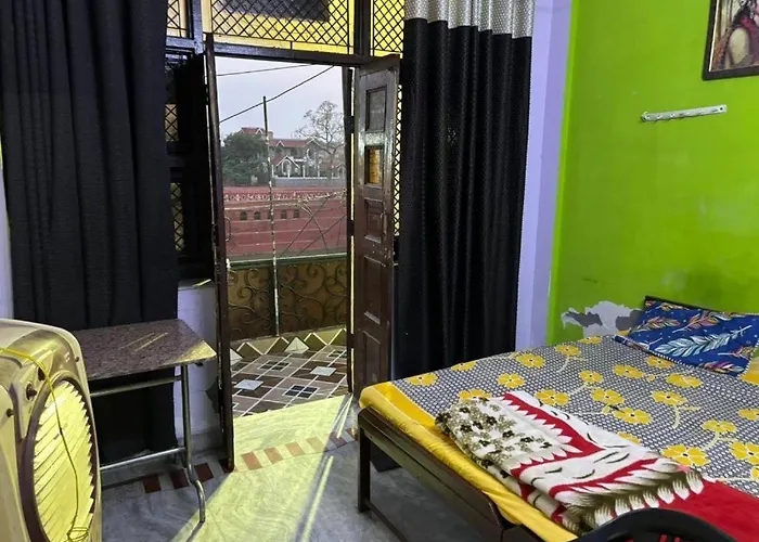 Maatu Shri Comfort Stay-Guest House Mathura