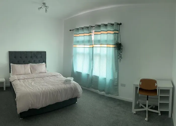 Southampton Bridge Rooms By Afl Northampton