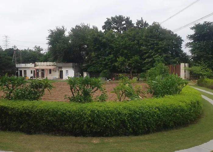 Maharaja Farms Hotel Gurgaon