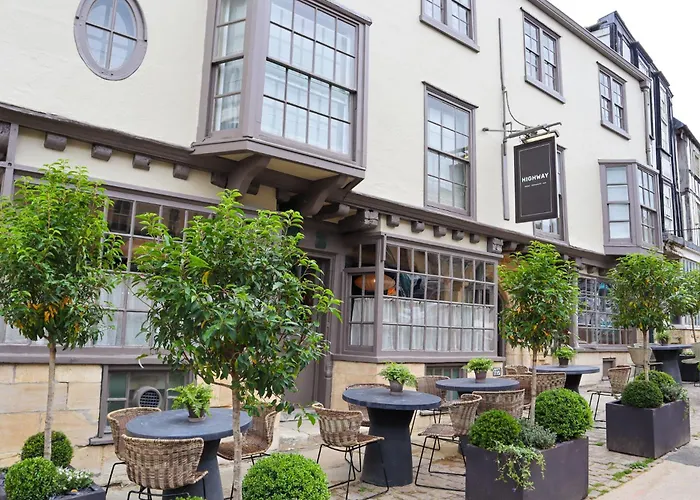 Highway Hotel Burford