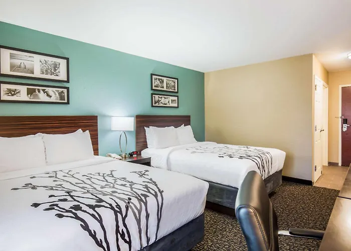 Sleep Inn & Suites Dunmore