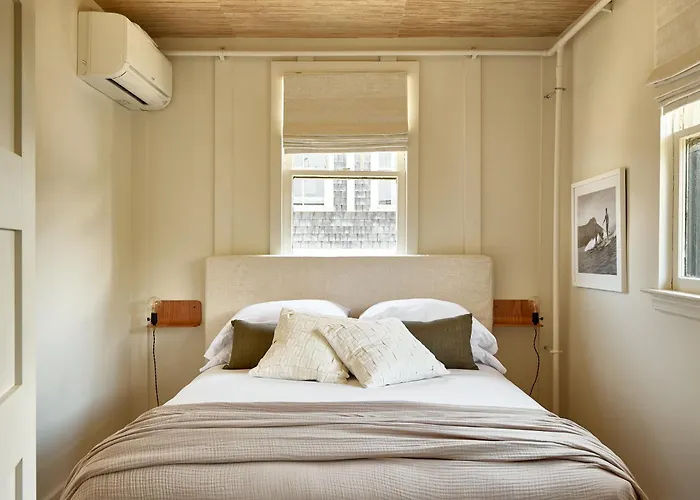 Block Island Beach House New Shoreham