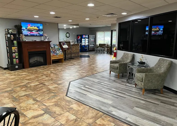 Greenlight Inn & Suites St James Saint James