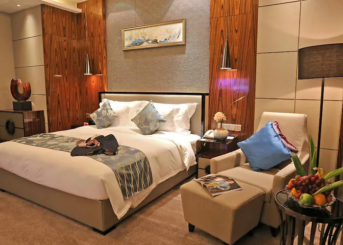 Ramada Plaza Liuzhou Liudong Hotel