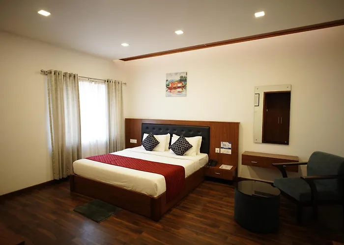 Four N Square Residency Hotel Palakkad