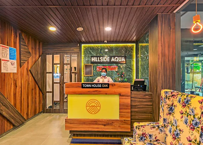 Townhouse Oak Hillside Aqua Hotel Bhubaneswar