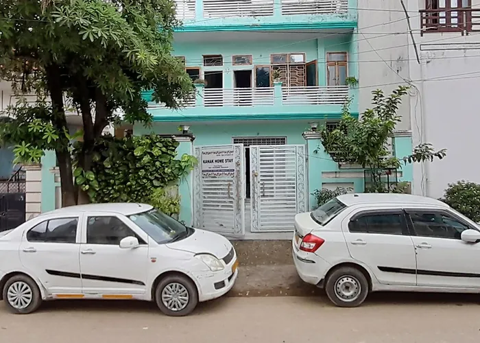 Kanak Home Stay Varanasi