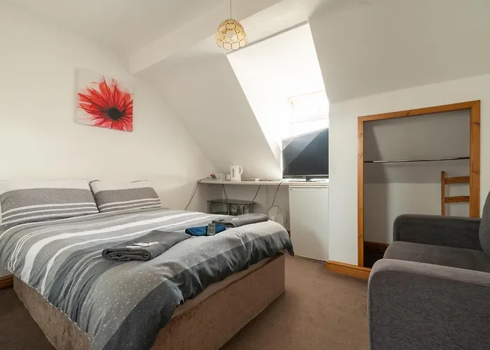 Moonside Lets Hotel Skegness
