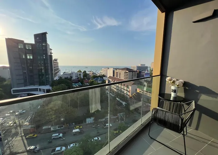 Edge Central Pattaya By Mickey