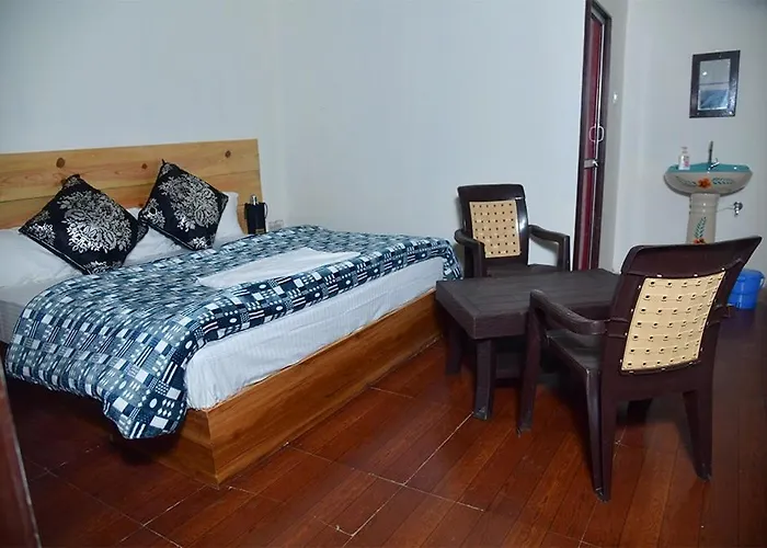 Rudra Camp Chopta Hotel