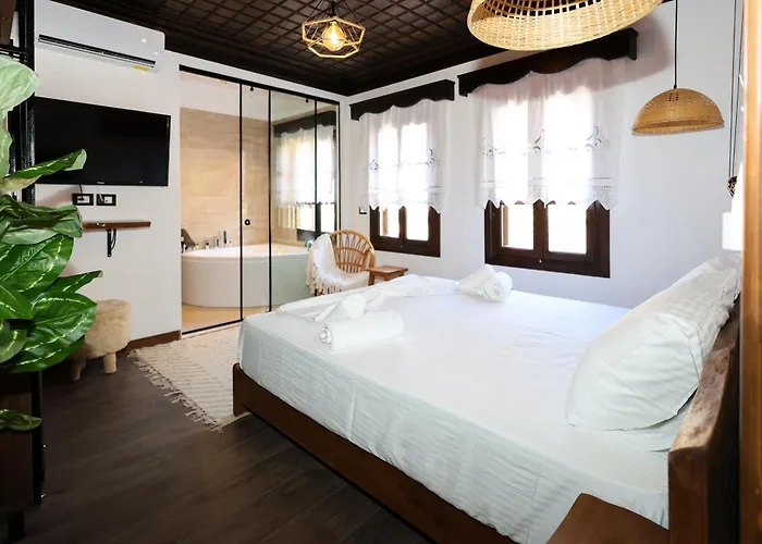 Ador Boutique Hotel Berat