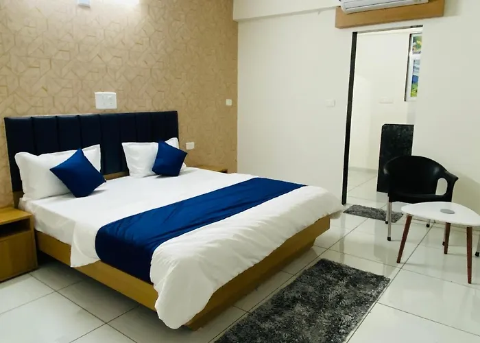 Hotel Balaji Villa Vadodara