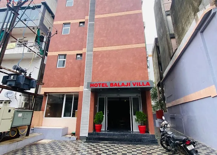 Hotel Balaji Villa Vadodara