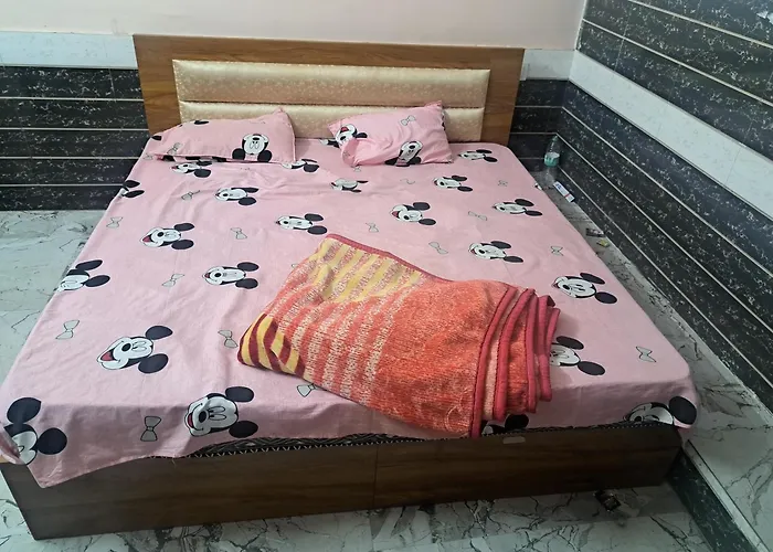 Hare Ka Shara Baba Shyam Hamara Guest House Khatu
