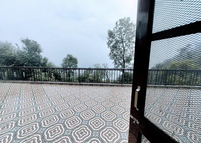 Queen'S View Villa By The Cafe Mussoorie