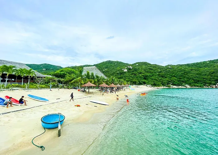 The Light Coral Island Resort Nha Trang