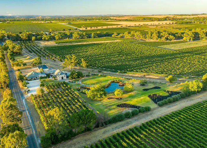 Pirathon Country Estate Bed & Breakfast Tanunda