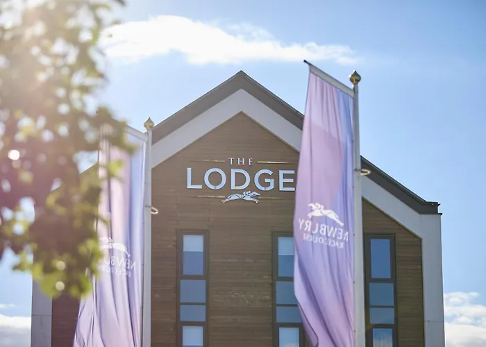 The Lodge Hotel Newbury 
