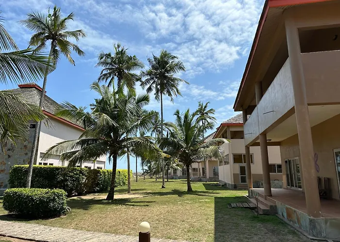 Elmina Bay Resort