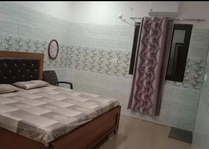 Shri Jagannath Dham Hotel Vrindāvan