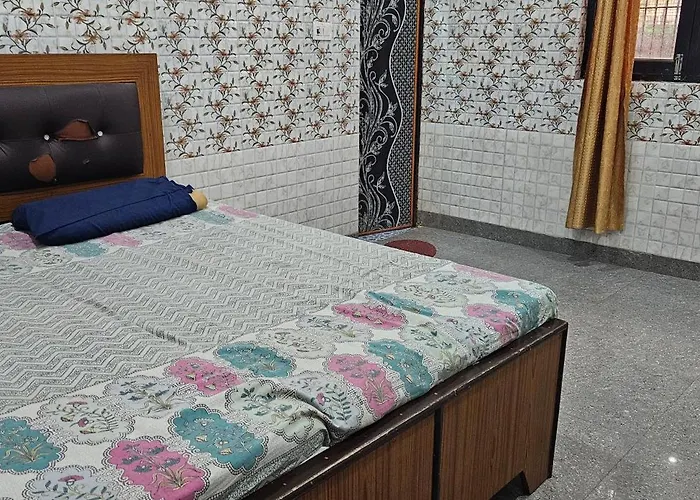 Shri Jagannath Dham Hotel Vrindāvan