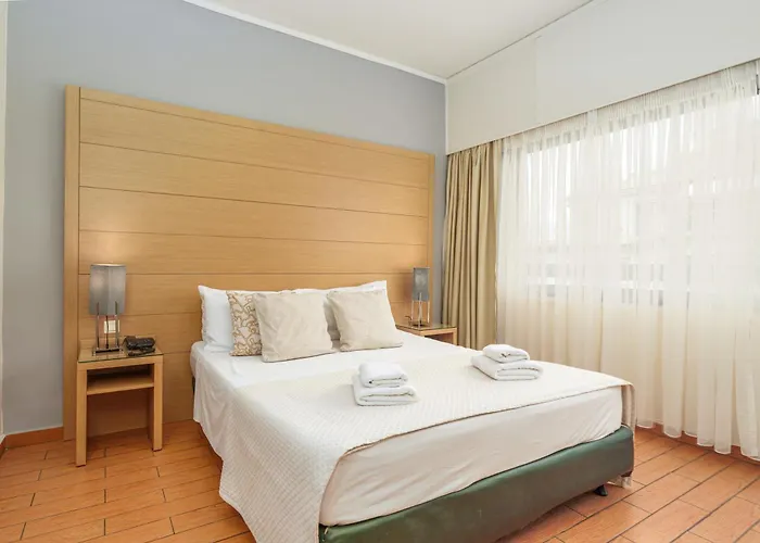 Parnon Hotel Atenas