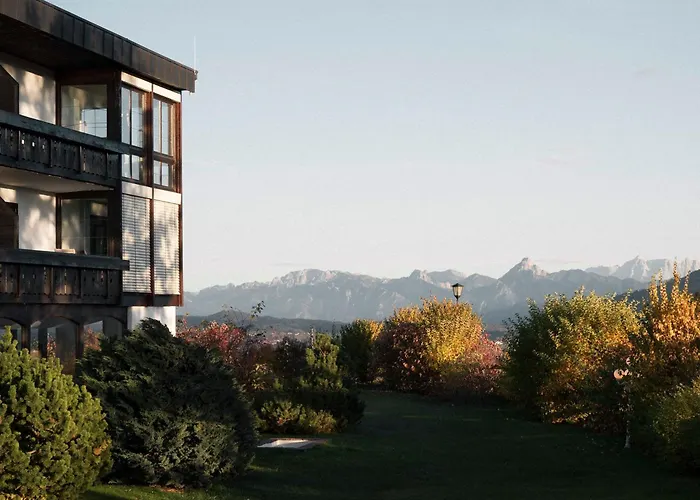 Mittelburg Wellnesshotel Oy-Mittelberg