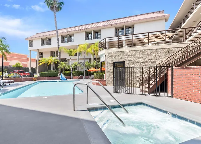 Best Western Plus Irvine Spectrum Hotel Lake Forest