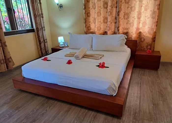 Georgina'S Cottage Beau Vallon 