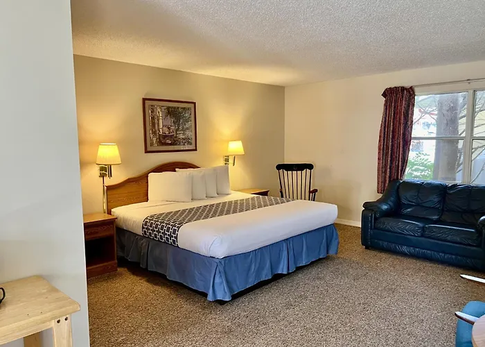 Four Seasons Inn Maggie Valley