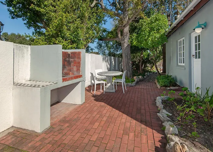 6 Stemmet Lodge Hermanus