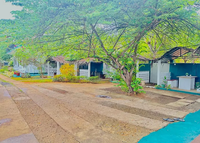 New Peacock Resort Dambulla