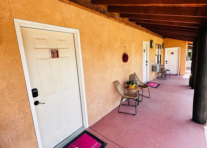 Adobe Rose Boutique Inn Artesia