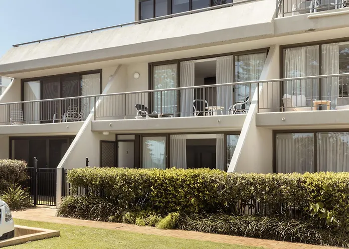 Columbia Beachfront Apartments On Rainbow Bay Gold Coast