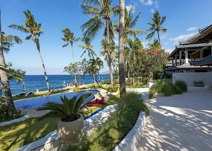 Kanna Seafront Estate Tulamben