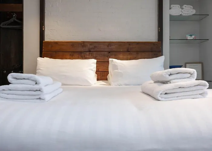 Host & Stay - Grafton Copper Brighton