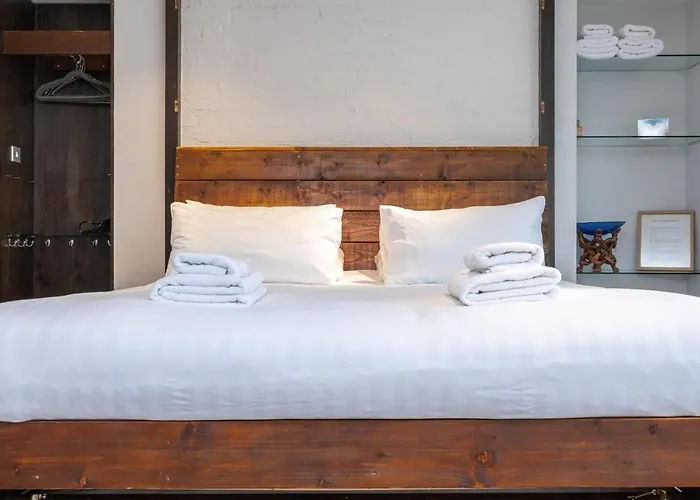 Host & Stay - Grafton Copper Brighton